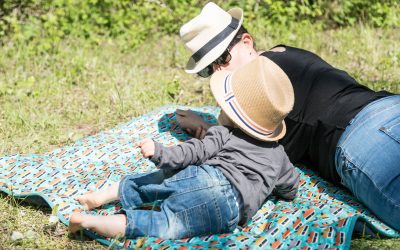 {Avis matériel de puériculture} Avec le Tapis de jeu, de chez Happy Hippy Baby, on rend plus confortable nos sorties