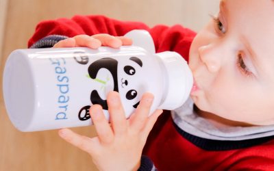 La gourde inox personnalisée  pour enfants A-qui-S  : un choix écolo, fun et unique