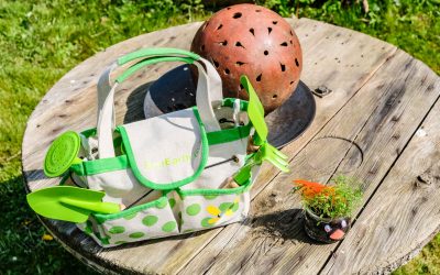 Le printemps au jardin ! Avec le set de jardinage EverEarth chez Berceau magique