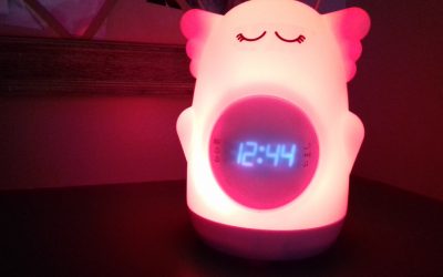 Le réveil éducatif AKSO de chez Bigben