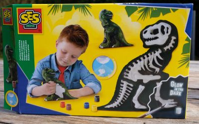 Coffret de moulage et peinture T-Rex avec squelette SES CREATIVE