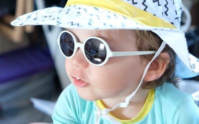 Bien protégé avec mon chapeau anti-UV de la marque Ki ET LA